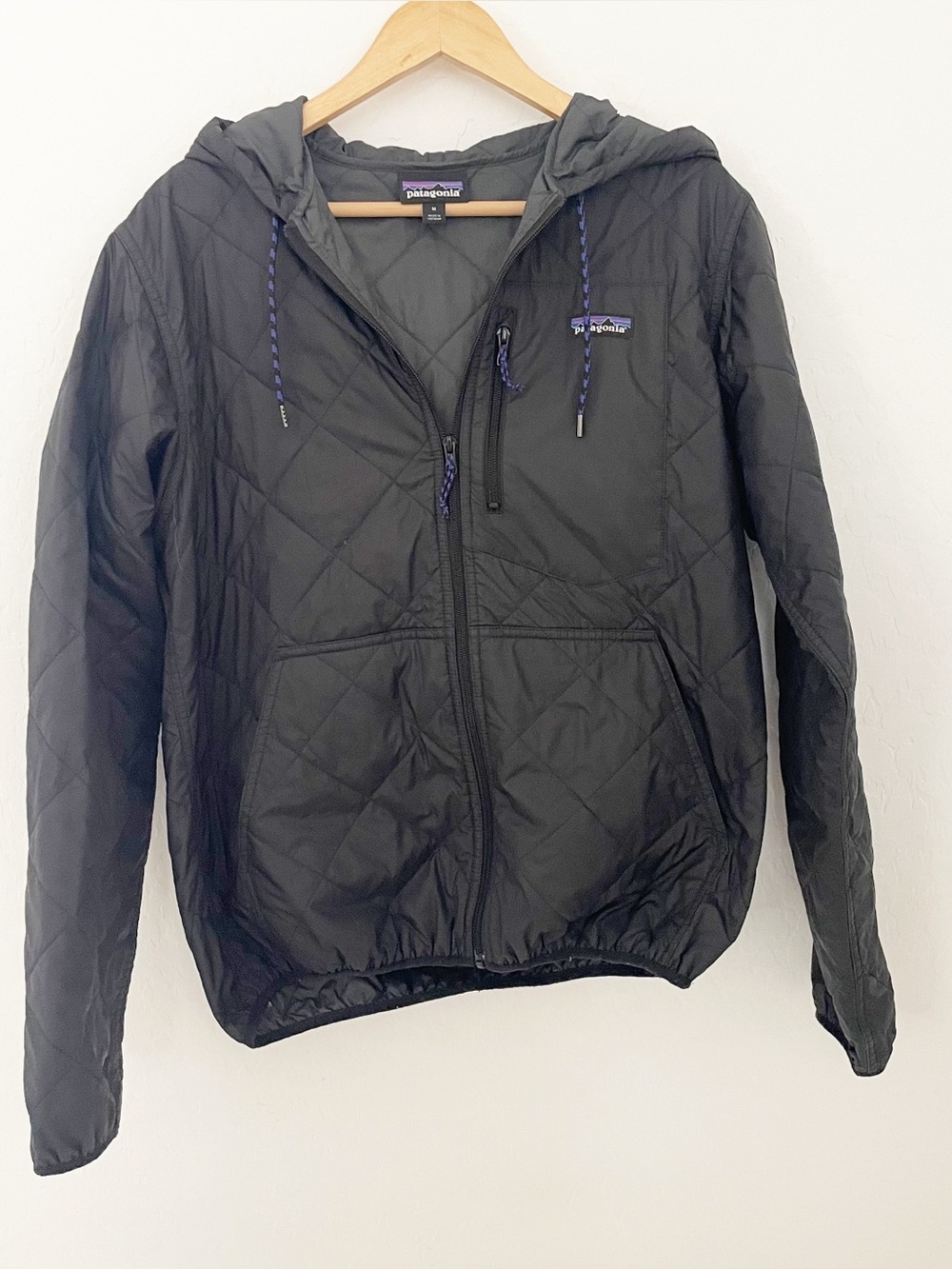 Patagonia diamond stitch zip up jacket medium black